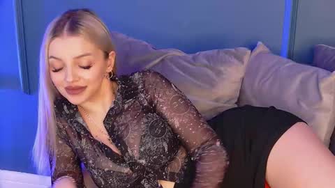 Snapshot of deeavip chatting on 02/21/26, 06:47 DeeaVIP online show from 02/21/26, 06:47