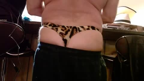 Snapshot of deeperjohnny chatting on 09/13/25, 01:00 deeperjohnny online show from 09/13/25, 01:00