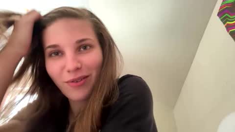 deepthroatqueen33 online show from 01/05/26, 07:17