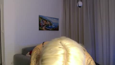 Snapshot of deewhitee chatting on 07/01/26, 07:13 Jenna online show from 07/01/26, 07:13