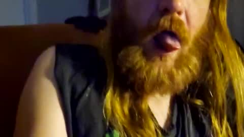 Snapshot of deeznutz420839 chatting on 03/12/25, 09:23 Dylan Nutz online show from 03/12/25, 09:23