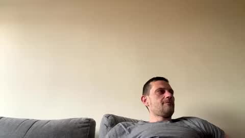 Defloy online show from 01/01/25, 12:33