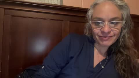 Tori online show from 11/08/25, 05:51