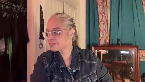 Tori online show from 04/20/26, 03:09