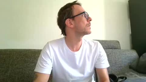 Snapshot of degrandis chatting on 04/26/26, 11:52 Luka Magic online show from 04/26/26, 11:52