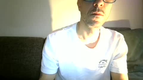 Snapshot of degrandis chatting on 05/14/26, 10:33 Luka Magic online show from 05/14/26, 10:33