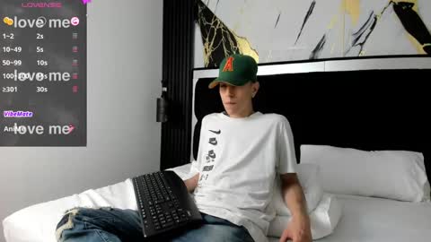 Snapshot of dei_v_48 chatting on 01/31/25, 09:26 DEIVY online show from 01/31/25, 09:26