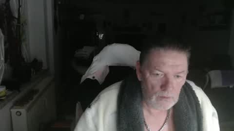 deinprinz2312 online show from 11/30/25, 05:11