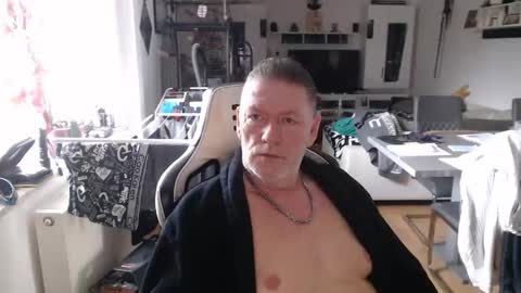 deinprinz2312 online show from 02/24/26, 09:40