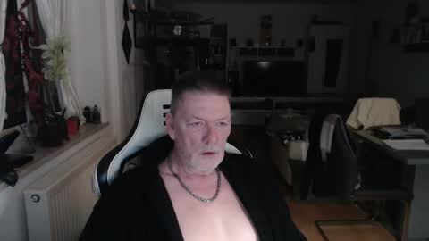 deinprinz2312 online show from 03/23/26, 05:00