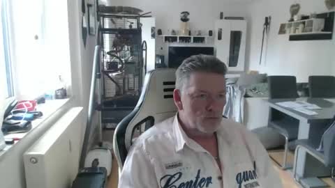 deinprinz2312 online show from 04/14/26, 11:38