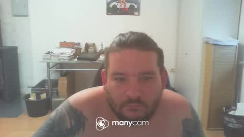 Snapshot of deinspielzeug87 chatting on 01/11/25, 10:19 deinspielzeug87 online show from 01/11/25, 10:19