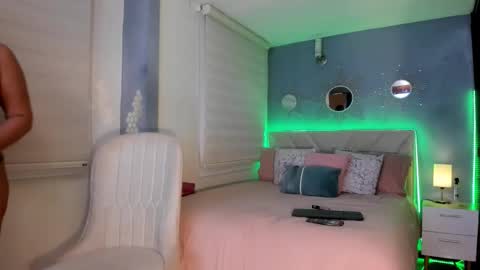 deisy1927 online show from 02/01/26, 03:27