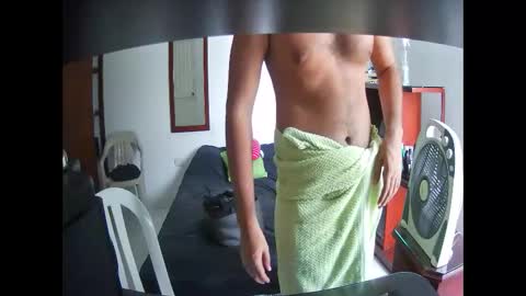 Snapshot of deividellobo chatting on 11/26/25, 08:43 deividellobo online show from 11/26/25, 08:43