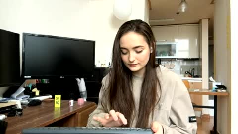 Snapshot of delenaberland chatting on 04/01/26, 01:17 Marry online show from 04/01/26, 01:17