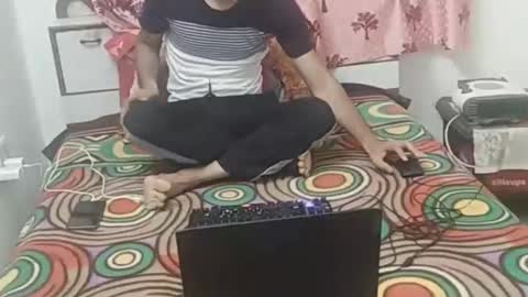 Snapshot of delhihornycouple chatting on 03/02/26, 07:48 akash kavya online show from 03/02/26, 07:48