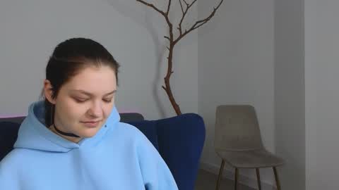 deliaeffy online show from 03/24/26, 12:54