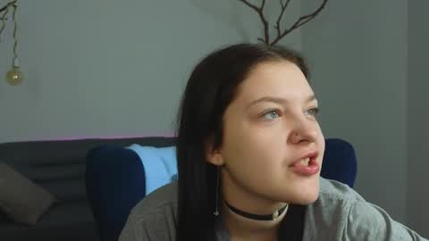 deliaeffy online show from 03/25/26, 01:06