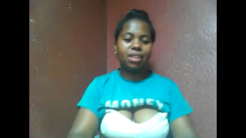 deliah712909 online show from 01/07/25, 08:21