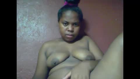 deliah712909 online show from 02/20/25, 07:52