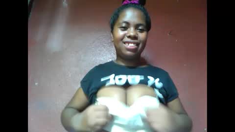 deliah712909 online show from 02/24/25, 03:53