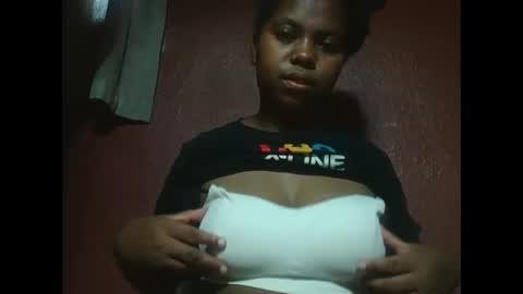 deliah712909 online show from 03/02/25, 10:24