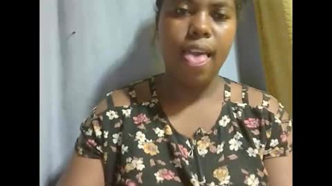 deliah712909 online show from 03/09/25, 11:47