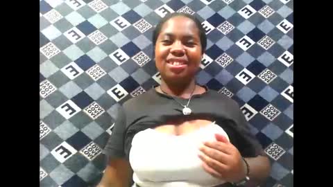 deliah712909 online show from 11/01/25, 05:26