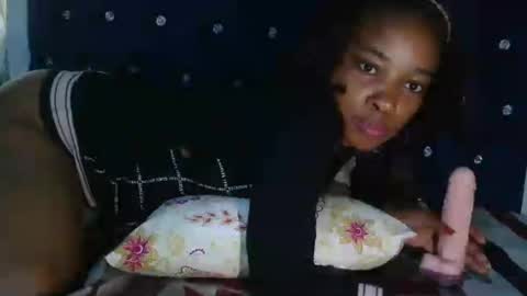 Snapshot of delicacylicious_babe chatting on 05/01/26, 05:01 delicacylicious_babe online show from 05/01/26, 05:01