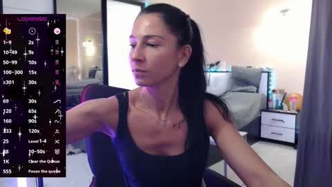 Nicole online show from 09/11/25, 08:14