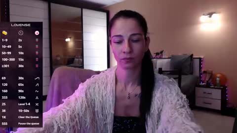 Nicole online show from 01/19/26, 09:24