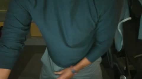 delicioso4u online show from 11/24/25, 07:41