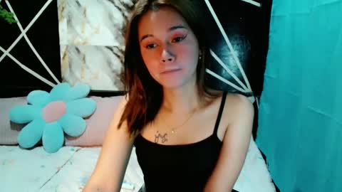 delicious_cum_girlxx online show from 12/17/25, 03:34