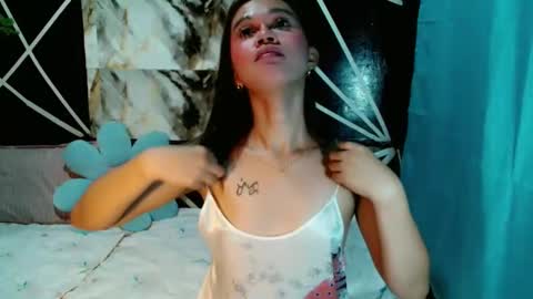 delicious_cum_girlxx online show from 01/11/26, 12:15