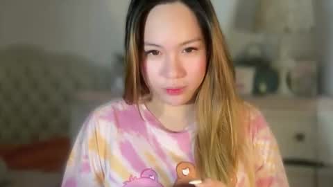 iyalicious online show from 03/04/25, 03:33