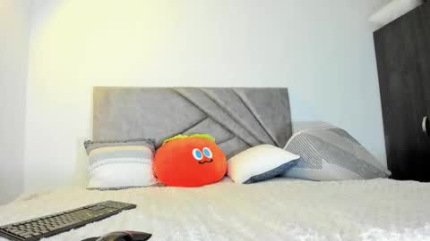 Jean paul and Salome online show from 10/12/25, 11:09