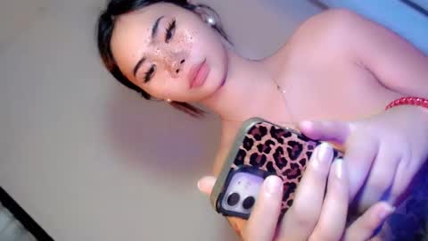 Snapshot of deliciousfaye chatting on 12/09/24, 08:11 Hello your loving faye 3 online show from 12/09/24, 08:11