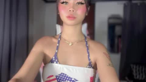 Snapshot of deliciousfaye chatting on 09/17/25, 05:14 Hello your loving faye 3 online show from 09/17/25, 05:14