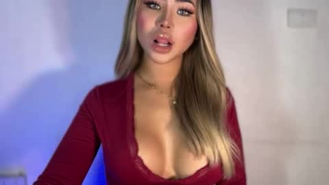 Snapshot of deliciousfaye chatting on 02/23/26, 04:32 Hello your loving faye 3 online show from 02/23/26, 04:32