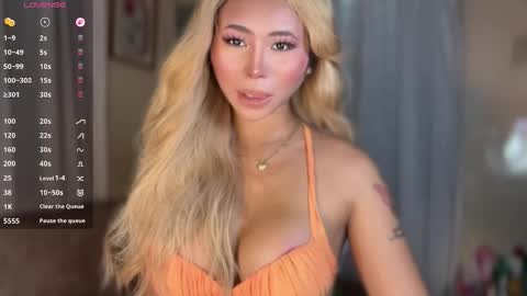 Snapshot of deliciousfaye chatting on 03/25/26, 10:43 Hello your loving faye 3 online show from 03/25/26, 10:43