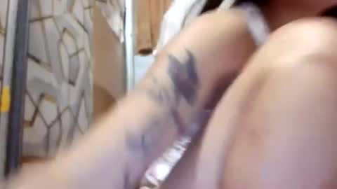 deliciousgirl975840 online show from 05/19/26, 02:29