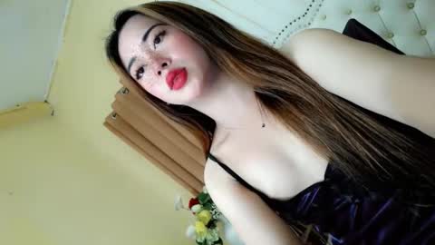 Snapshot of deliciously_sophie chatting on 04/20/26, 03:31 Sophie online show from 04/20/26, 03:31