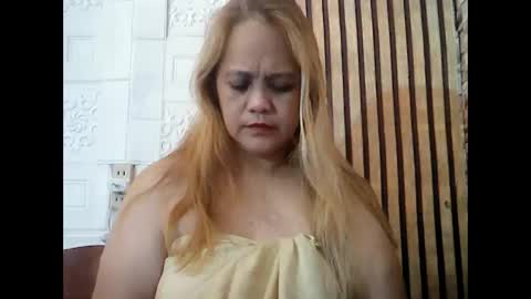 Snapshot of deliciousmel4u chatting on 12/11/24, 09:09 mel online show from 12/11/24, 09:09