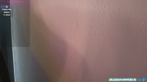 Kitty online show from 04/14/26, 07:14