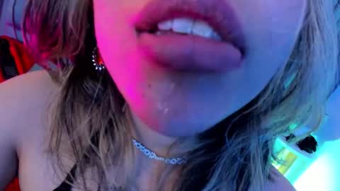 della online show from 02/18/26, 09:55