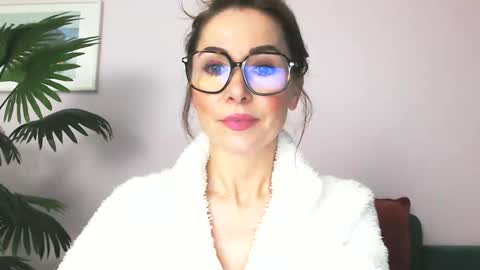 delilah_sweet online show from 06/08/26, 03:23