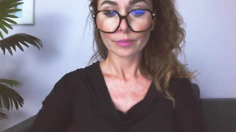 Snapshot of delilah_sweet chatting on 07/06/26, 03:14 delilah_sweet online show from 07/06/26, 03:14