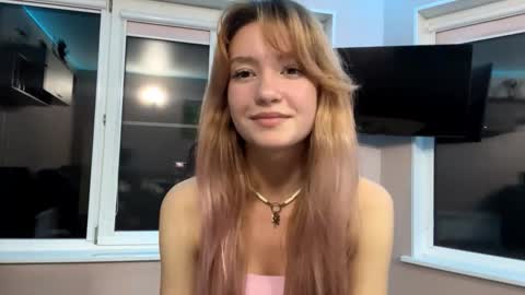 Nami online show from 11/11/25, 12:49