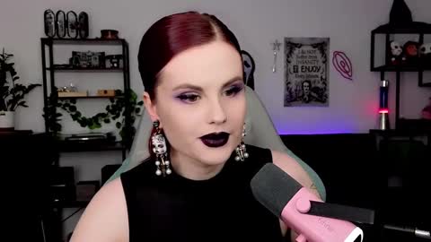 dellacrush_ online show from 03/22/26, 06:33