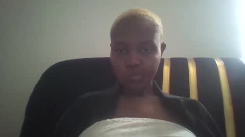 Snapshot of dellarine517299 chatting on 12/01/25, 08:41 dellarine517299 online show from 12/01/25, 08:41